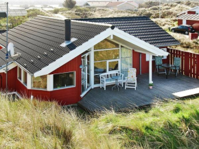 Two-Bedroom Holiday home in Vejers Strand 2